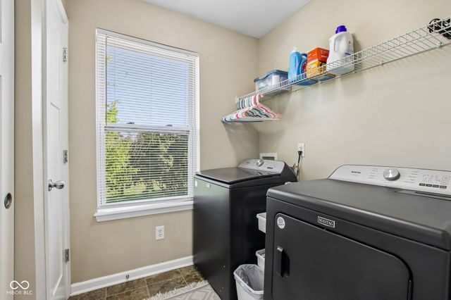 1334 Old Heritage Place, Greenwood, IN 46143