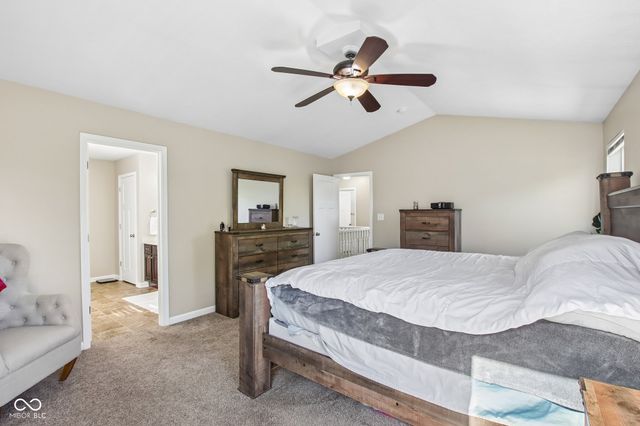 1334 Old Heritage Place, Greenwood, IN 46143