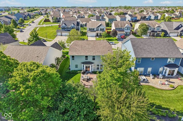 1334 Old Heritage Place, Greenwood, IN 46143