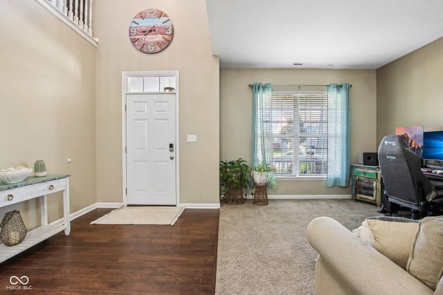 1334 Old Heritage Place, Greenwood, IN 46143