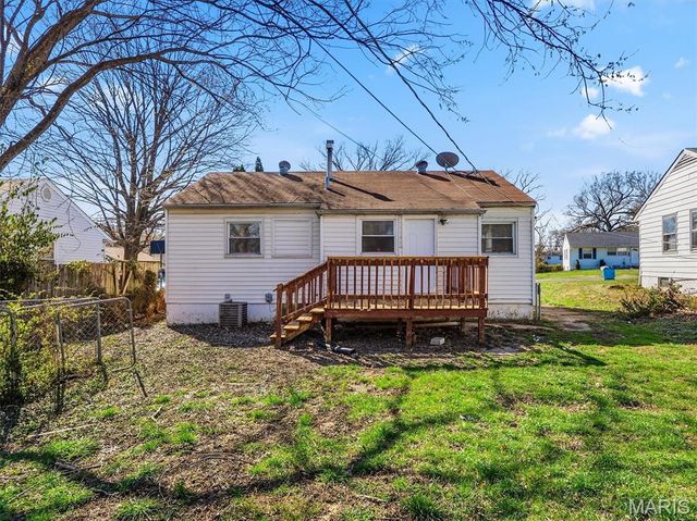 401 Cameron Road, St Louis, MO 63137