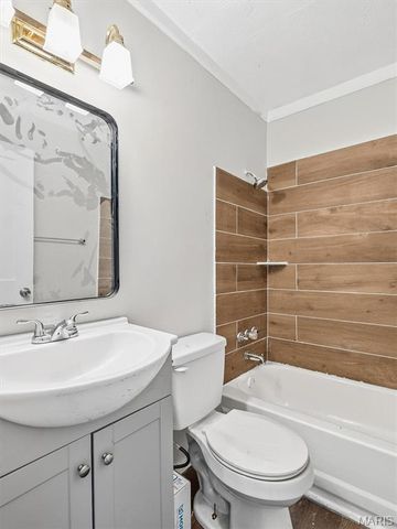 401 Cameron Road, St Louis, MO 63137