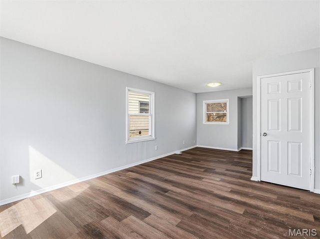 401 Cameron Road, St Louis, MO 63137