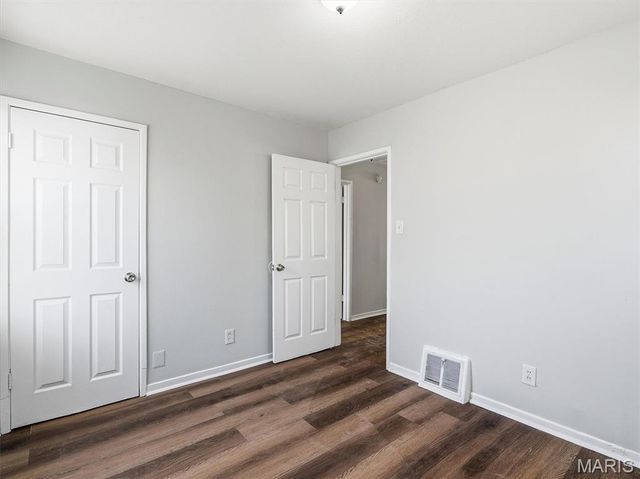 401 Cameron Road, St Louis, MO 63137