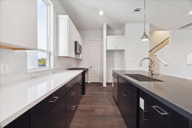 1811 Mills Street, Houston, TX 77026