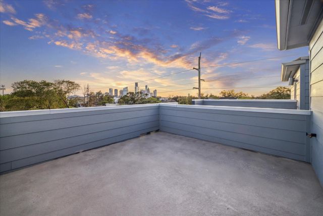 1811 Mills Street, Houston, TX 77026