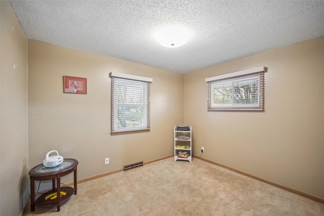 4110 Leonard Place, Des Moines, IA 50310