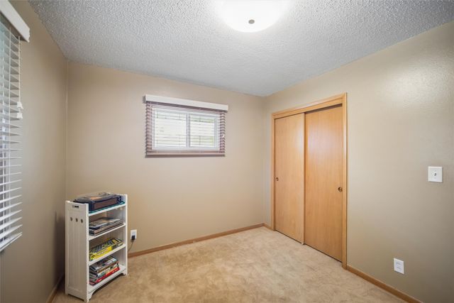 4110 Leonard Place, Des Moines, IA 50310