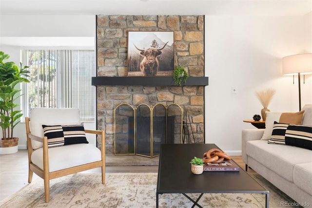 4074 S Atchison Way 203, Aurora, CO 80014