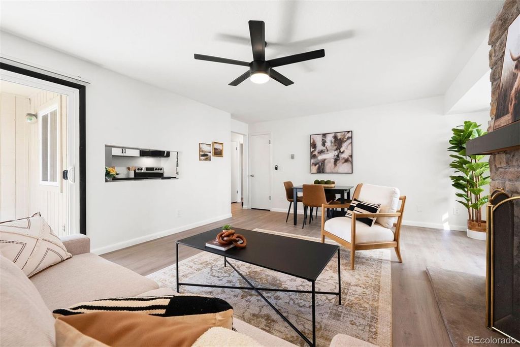 4074 S Atchison Way 203, Aurora, CO 80014