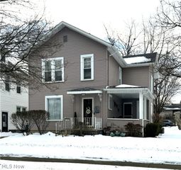 122 W Paradise Street, Orrville, OH 44667