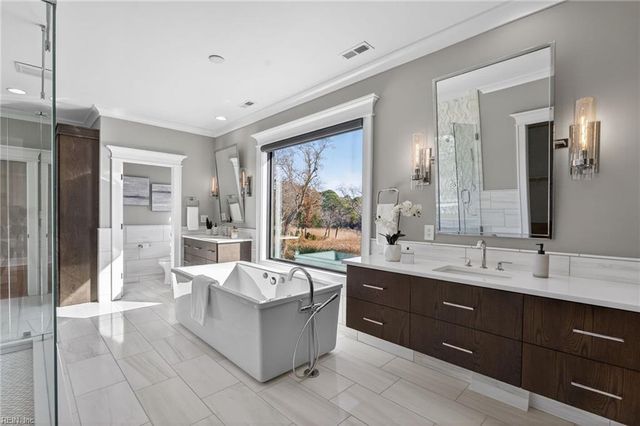 230 Wentworth CT, Suffolk, VA 23436