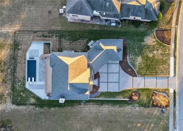 230 Wentworth CT, Suffolk, VA 23436