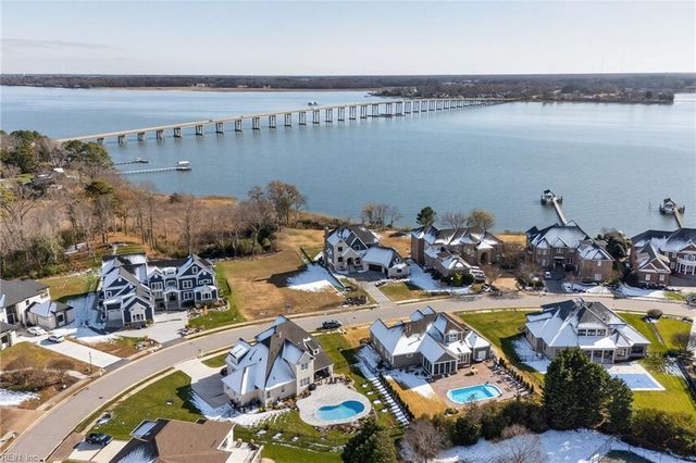 230 Wentworth CT, Suffolk, VA 23436