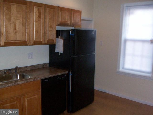 1239 S BONSALL ST, Philadelphia, PA 19146