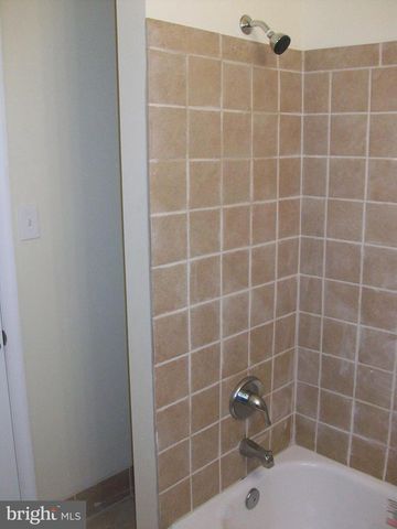 1239 S BONSALL ST, Philadelphia, PA 19146