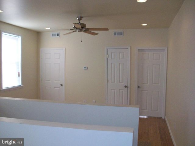 1239 S BONSALL ST, Philadelphia, PA 19146