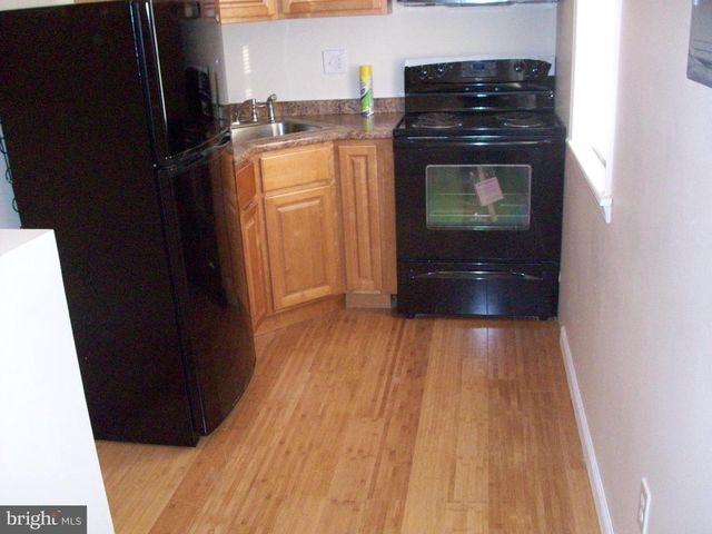 1239 S BONSALL ST, Philadelphia, PA 19146