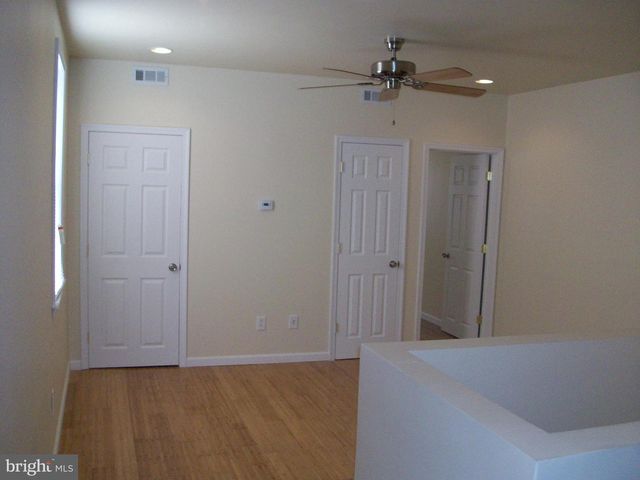 1239 S BONSALL ST, Philadelphia, PA 19146