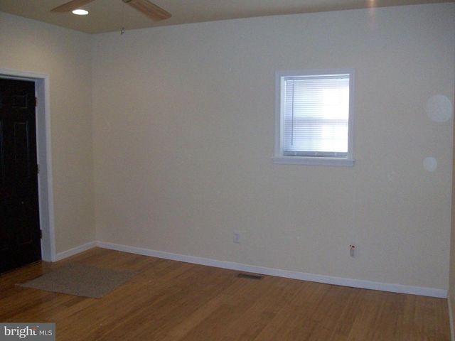 1239 S BONSALL ST, Philadelphia, PA 19146