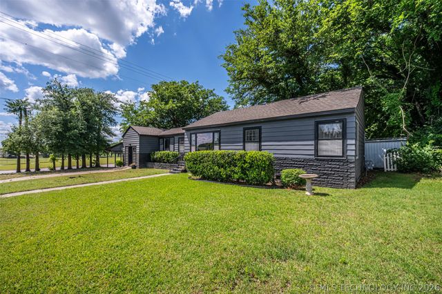 1721 Broadway Place, Ardmore, OK 73401