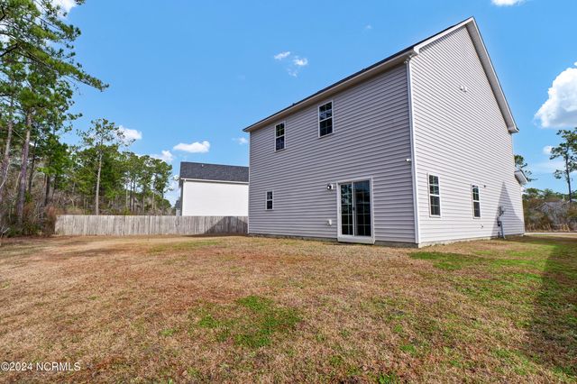 512 Everett Glades, Sneads Ferry, NC 28460