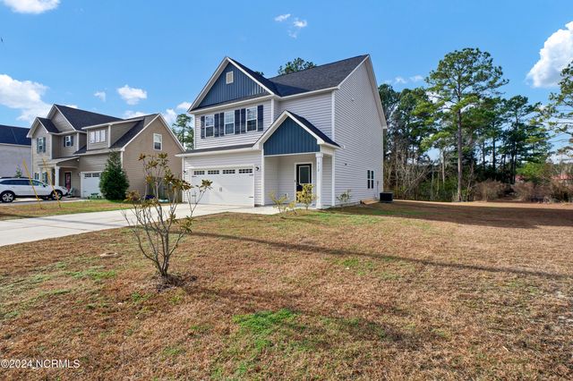 512 Everett Glades, Sneads Ferry, NC 28460
