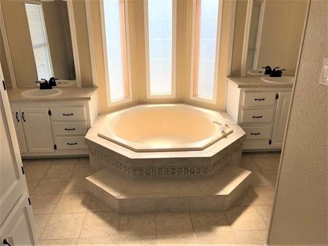 141 Spur 190, Streetman, TX 75859