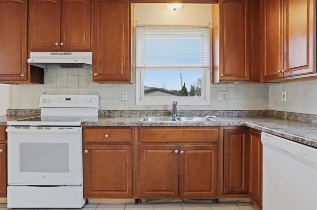 720 LaCrosse Street, Mauston, WI 53948