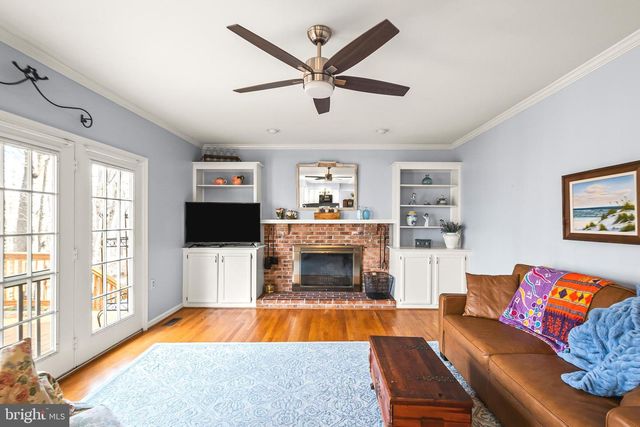 4458 BRITON CT, Woodbridge, VA 22192