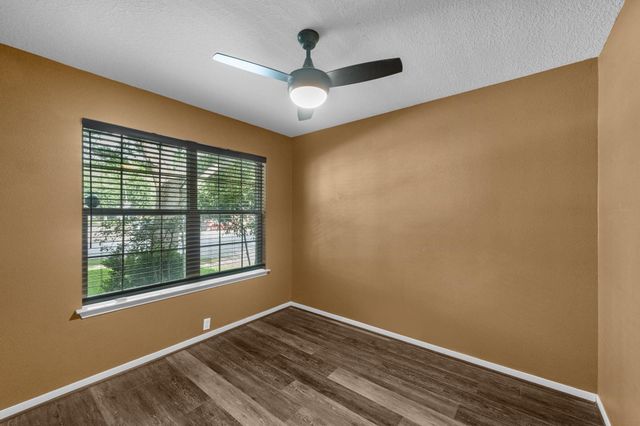 10311 Falling River Drive, Houston, TX 77095