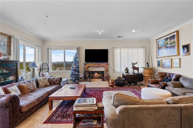 24845 Bella Vista Drive, Newhall, CA 91321