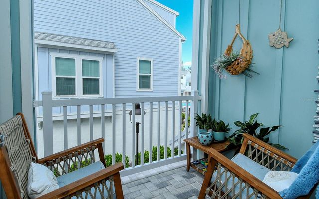 2300 LINDSTROM STREET, Sarasota, FL 34237
