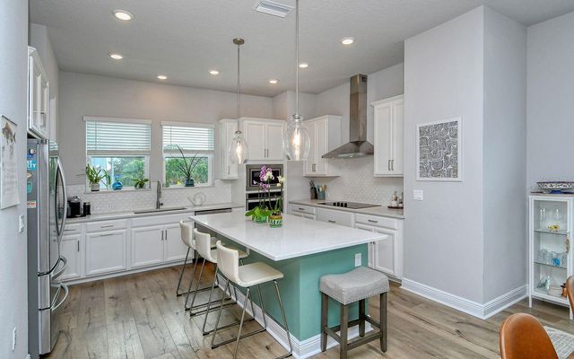2300 LINDSTROM STREET, Sarasota, FL 34237