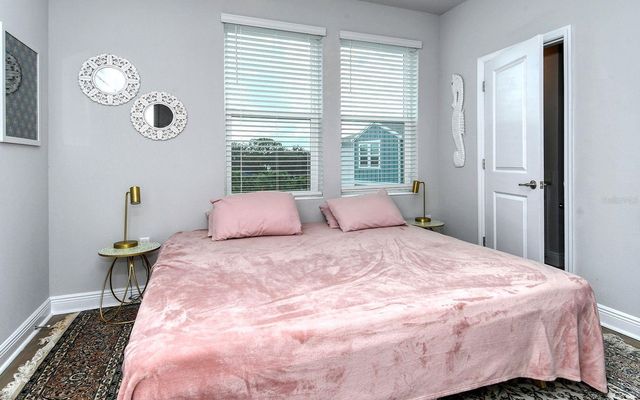 2300 LINDSTROM STREET, Sarasota, FL 34237