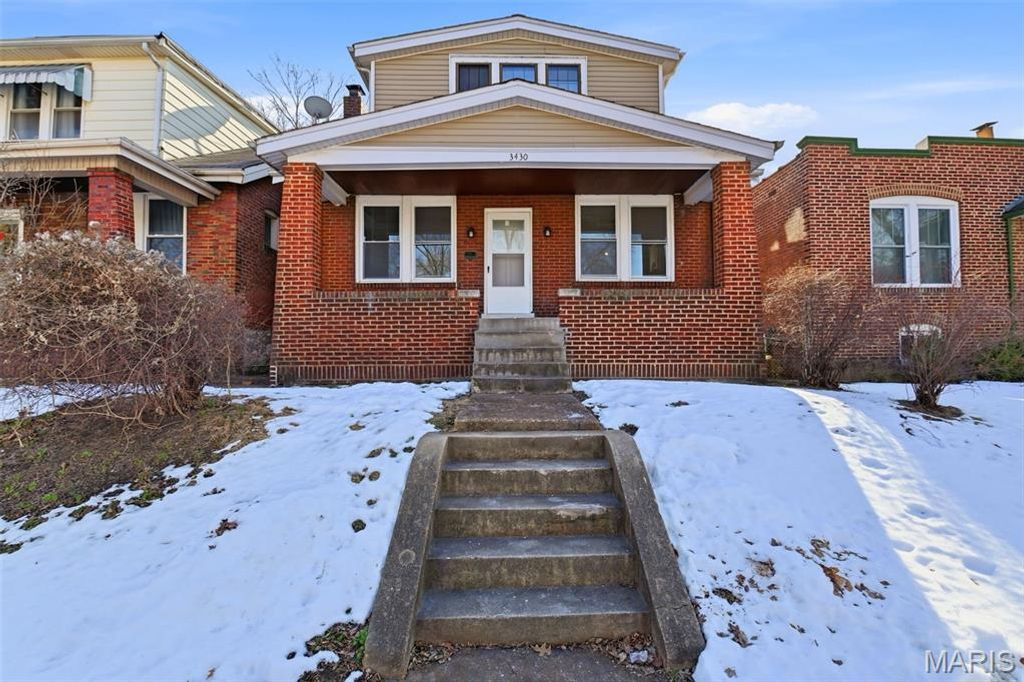 3430 Juniata Street, St Louis, MO 63118