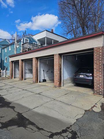 400-R K 15, Boston, MA 02127