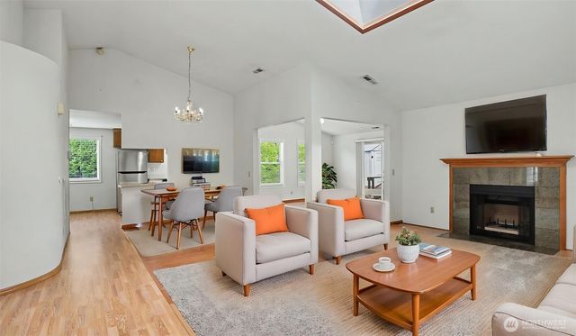 12380 SE 221st Street, Kent, WA 98031