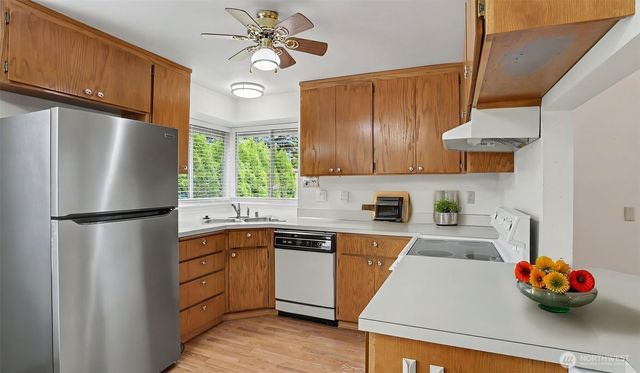 12380 SE 221st Street, Kent, WA 98031
