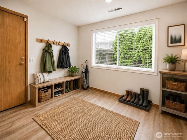 12380 SE 221st Street, Kent, WA 98031