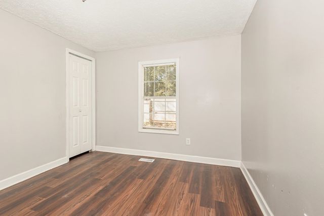 21 Virgina Drive, Woodruff, SC 29388