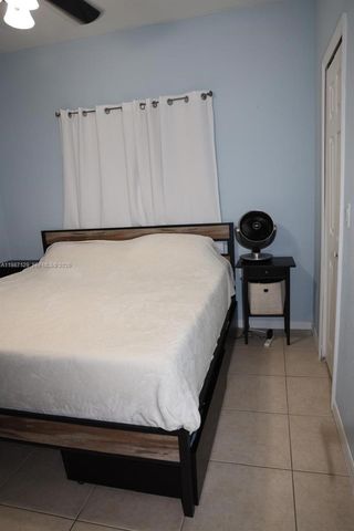 7812 NW 198th St, Hialeah, FL 33015