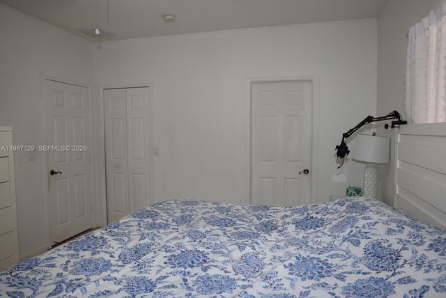 7812 NW 198th St, Hialeah, FL 33015