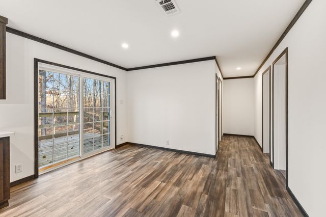 2640 Tower Rd, Nunnelly, TN 37137