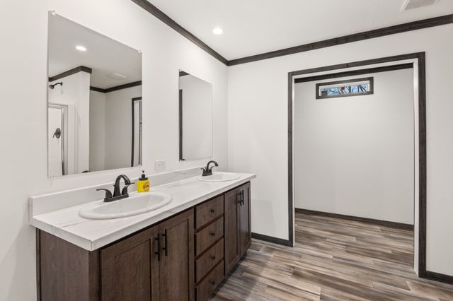 2640 Tower Rd, Nunnelly, TN 37137