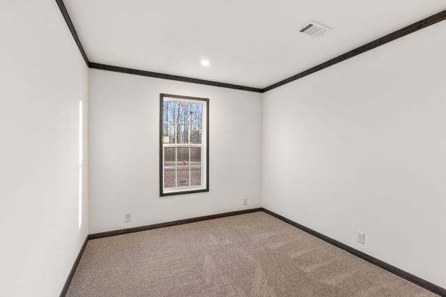 2640 Tower Rd, Nunnelly, TN 37137