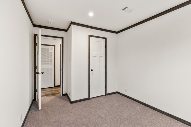 2640 Tower Rd, Nunnelly, TN 37137