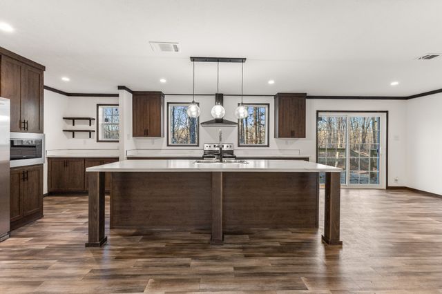 2640 Tower Rd, Nunnelly, TN 37137