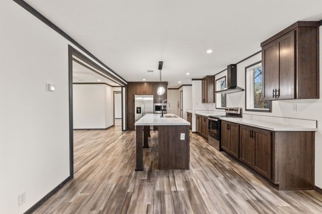 2640 Tower Rd, Nunnelly, TN 37137