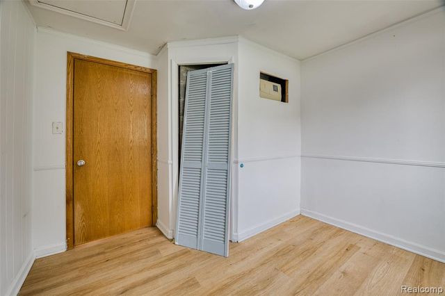 10401 Degrand Street, White Lake, MI 48386